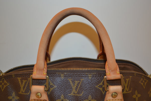 Authentic Louis Vuitton Alma Monogram Handbag "Very Good Condition" (SALE - 76% OFF)