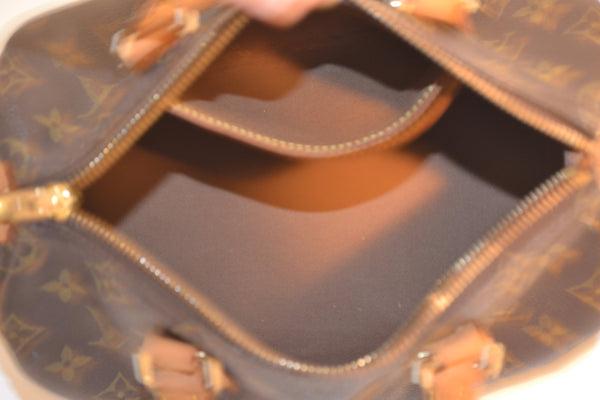 Authentic Louis Vuitton Monogram Speedy 25 Handbag - "Good Condition" (SALE - 72 % OFF)