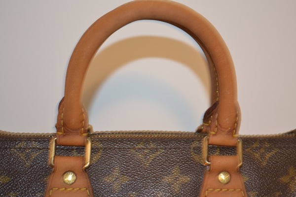 Authentic Louis Vuitton Monogram Speedy 25 Handbag - "GUC" (SALE - 74 % OFF)