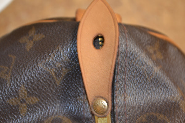 Authentic Louis Vuitton Monogram Speedy 30 Handbag - "GUC" (SALE - 71% OFF)