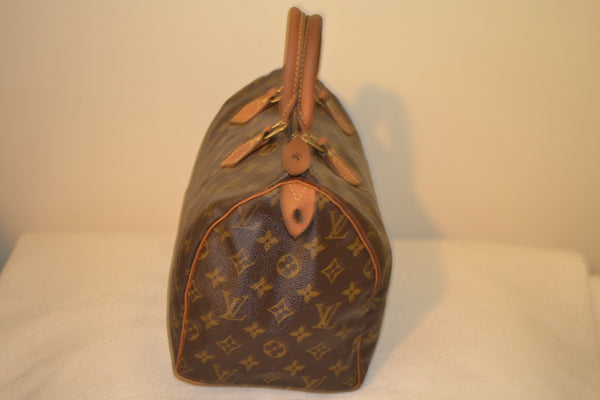 Authentic Louis Vuitton Monogram Speedy 30 Handbag - "GUC" (SALE - 76% OFF)