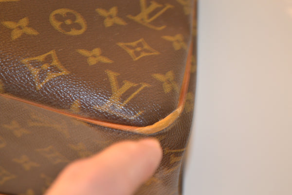 Louis Vuitton Monogram Batignolles Large Horizontal Shoulder Tote Bag "GUC" (SALE - 67% OFF)