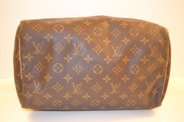 Authentic Louis Vuitton Monogram Speedy 30 Handbag "Good Condition" (SALE - 73% OFF)