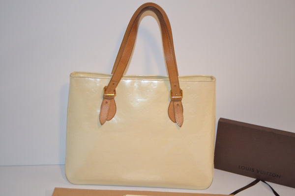 AUTHENTIC LOUIS VUITTON VERNIS MONOGRAM LARGE IVORY BRENTWOOD TOTE BAG - INCLUDES LV DUST BAG