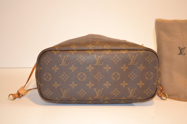 Authentic Louis Vuitton Monogram Neverfull Pm Shoulder Tote Bag With LV Dust Bag