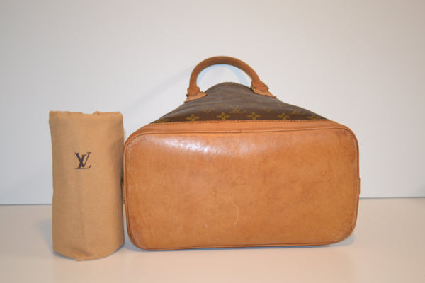 Authentic Louis Vuitton Alma Monogram Handbag - Includes LV Dust Bag (SALE - 82% OFF)