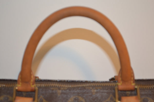 Authentic Louis Vuitton Monogram Speedy 30 Handbag (SALE - 75% OFF)