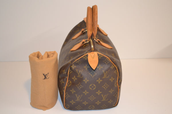 Authentic Louis Vuitton Monogram Speedy 30 Handbag - Includes LV Dust Bag "GUC" (SALE - 70% Off)